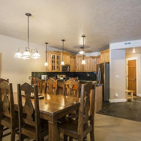 Town Point Condos By Park City Vacations Стая снимка
